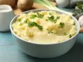 Puszyste puree ziemniaczane, idealne do podania. Dowiedz się, jak zrobić puree, które zachwyci smakiem!